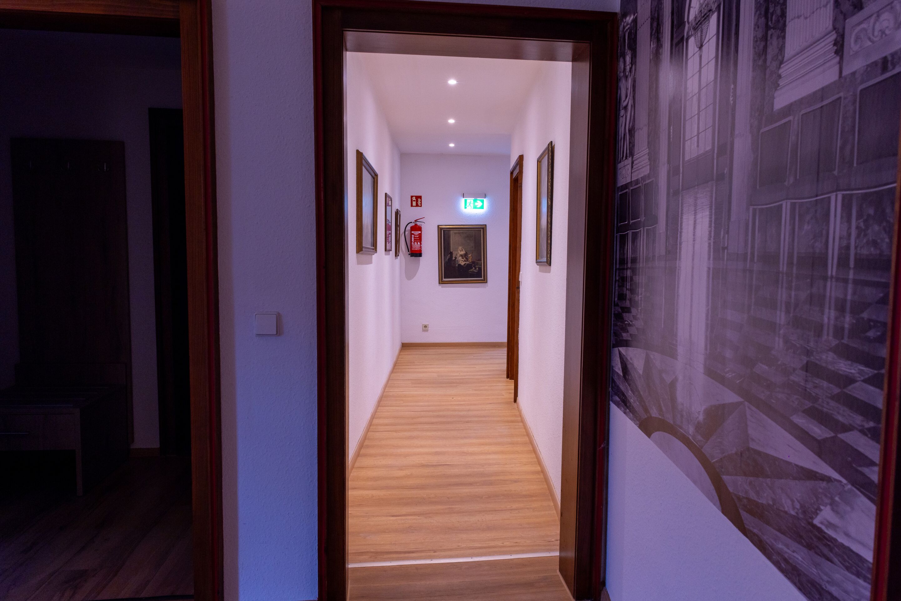 Comfort-Doppelzimmer, eigenes Bad, Blick auf den Innenhof | Lobby