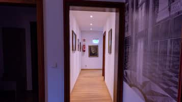 Comfort-Doppelzimmer, eigenes Bad, Blick auf den Innenhof | Lobby