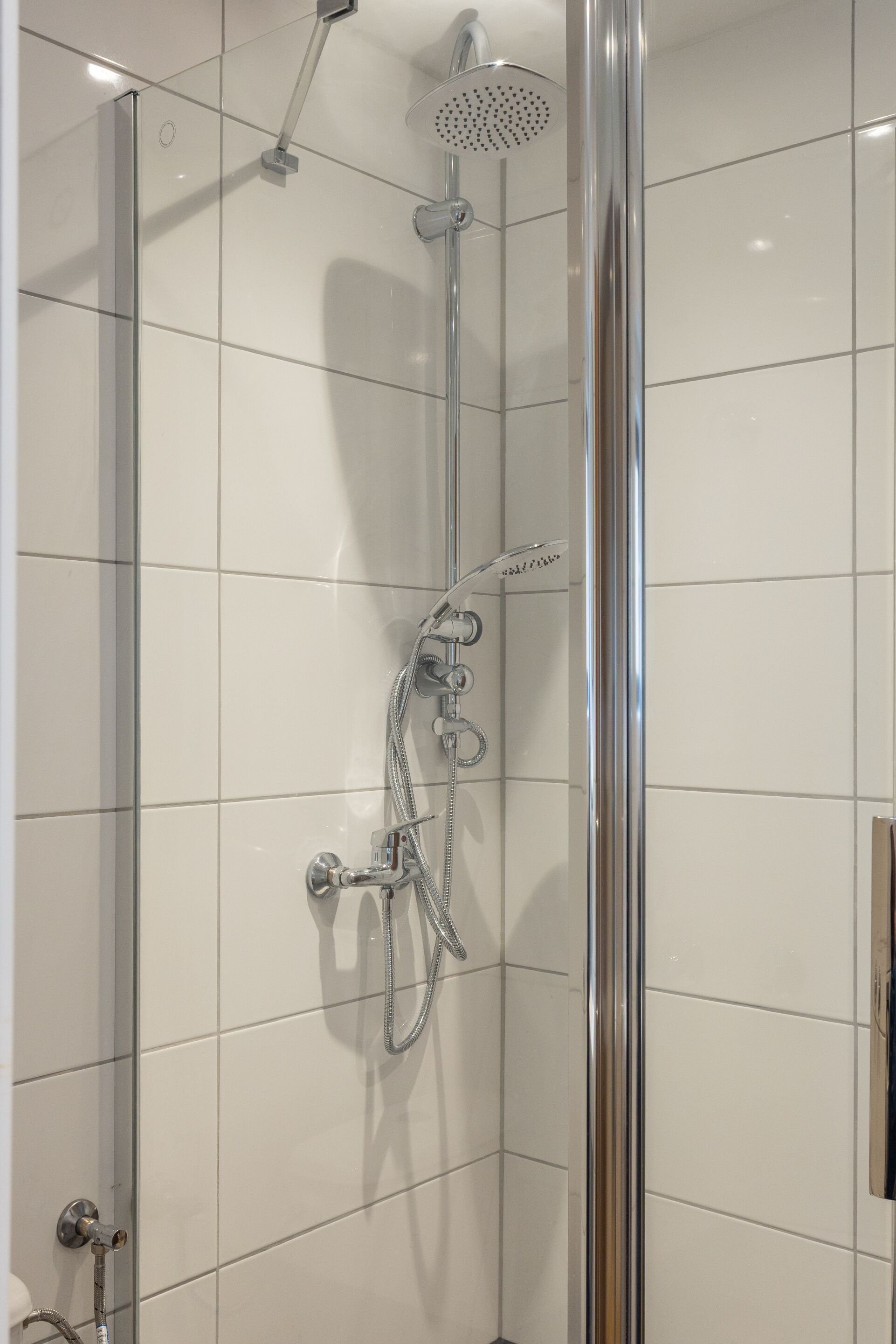 Comfort-Doppelzimmer, eigenes Bad, Blick auf den Innenhof | Badezimmer