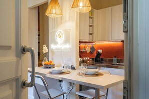 Dining - Vrbo Property (Firenze)
