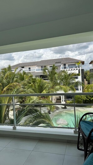 Property grounds - Adhara 302 Penthouse — Two-Level Tropical Retreat with Loft & Pool View Sleeps 6 (Dominicus)