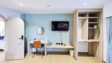 Standard Double Room, City View | Interior