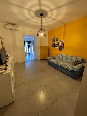 Living area - Vrbo Property (Marta)