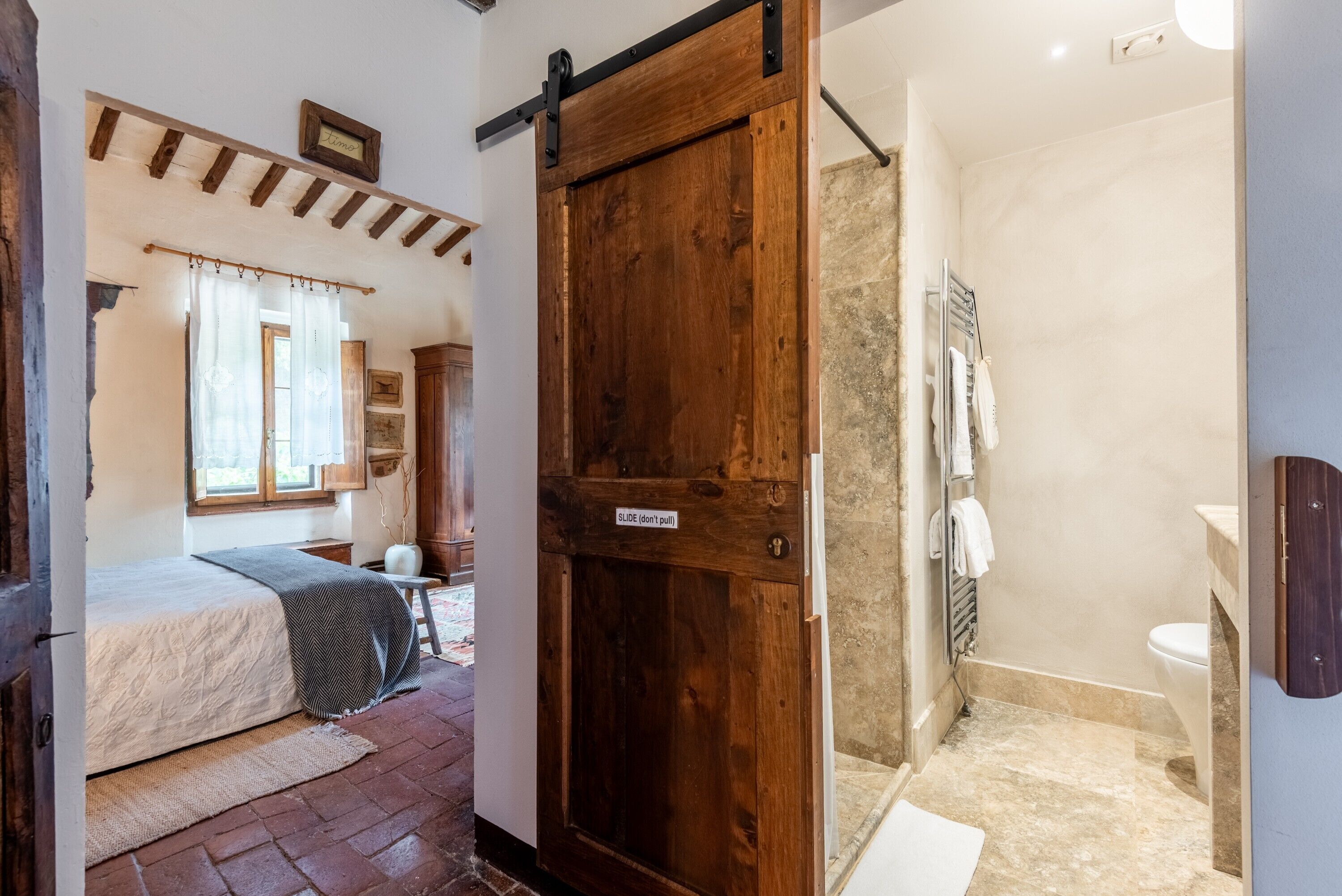 10 Schlafzimmer, Bügeleisen/Bügelbrett, WLAN