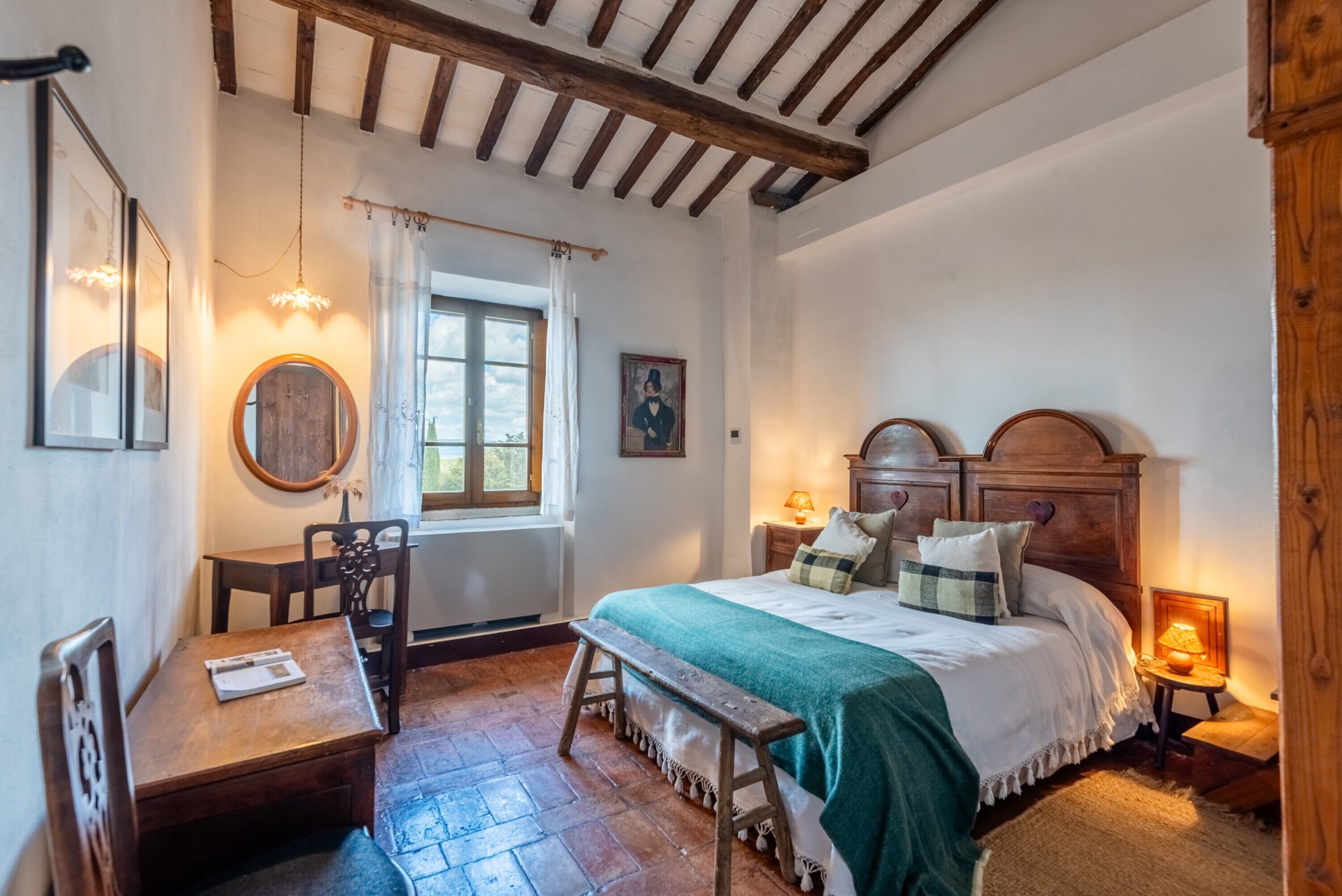 10 chambres, fer et planche à repasser, Wi-Fi