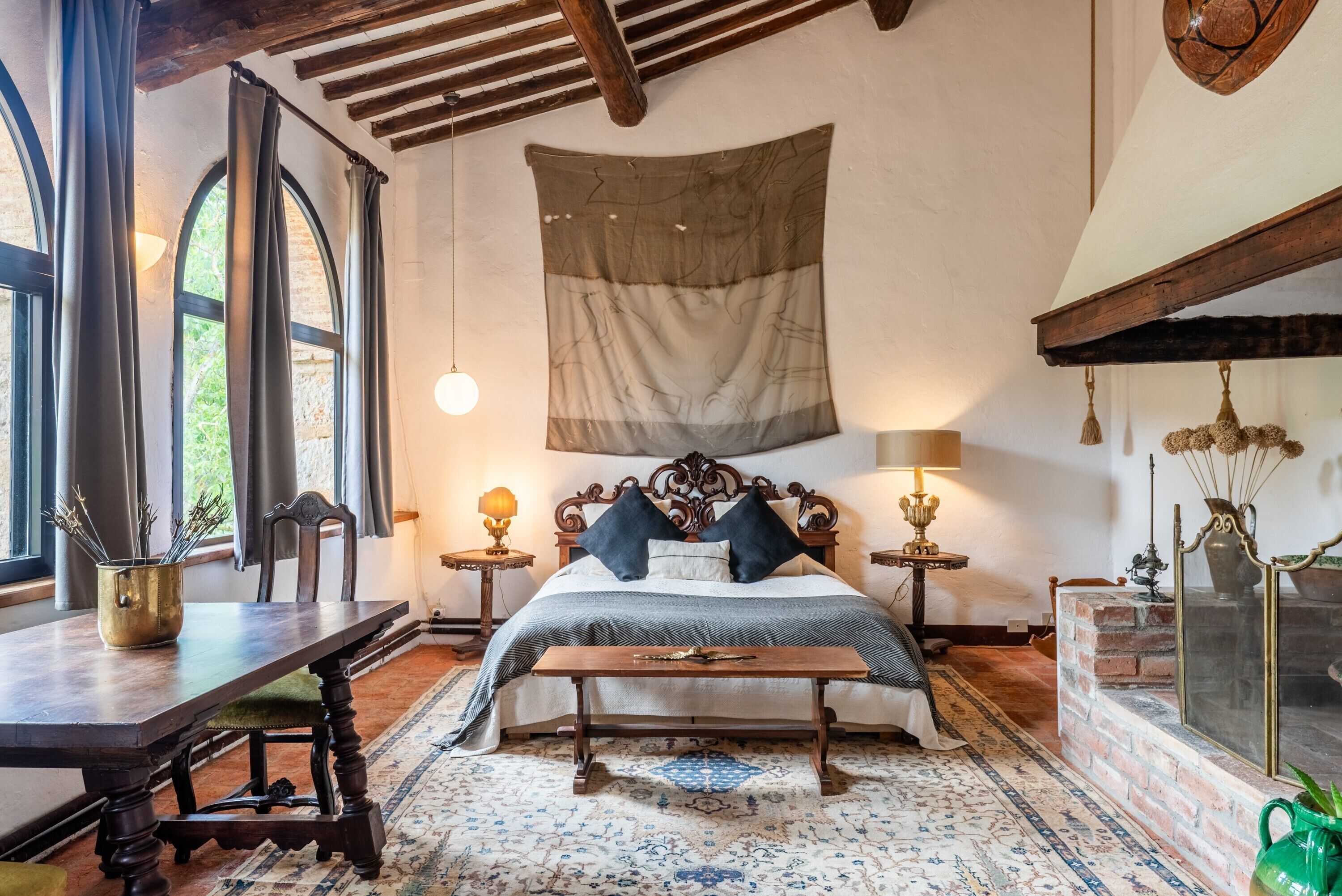 10 bedrooms, iron/ironing board, WiFi