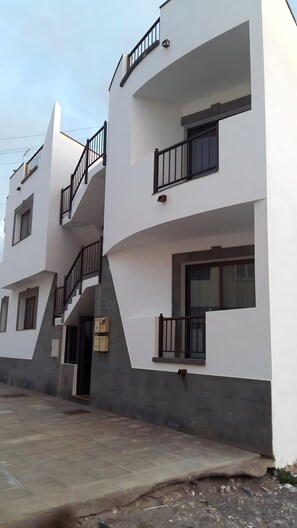 Exterior - Vacation Apartment 'Mi Cotillo' with Balcony and Wi-Fi (El Cotillo)