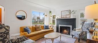 Charming Camas home with 3 bedrooms and a shared bath, just minutes from downtown. Relax by the fireplace, enjoy a bright living space, and cook in the updated kitchen. A comfortable spot for families or small groups visiting Camas, WA.