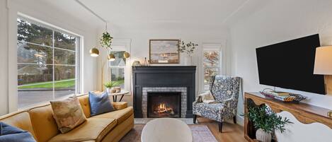 TV, fireplace, video games