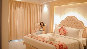 Premium Room | In-room safe, soundproofing, iron/ironing board, free WiFi