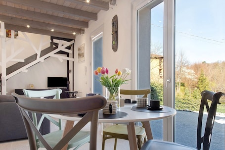 Dining. 'Residenza La Fonte Dependance' – Perfect for Couples, Private Terrace, Air Conditioning