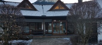 Studio Apartment 'Fewo Rotspitze im Sonnenpark' with Mountain View, Balcony & Wi-Fi