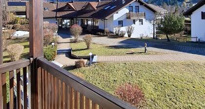 Studio-Apartment 'Fewo Rotspitze im Sonnenpark' mit Bergblick, Balkon und WLAN