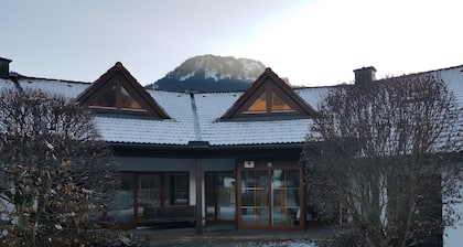 Studio-Apartment 'Fewo Rotspitze im Sonnenpark' mit Bergblick, Balkon und WLAN