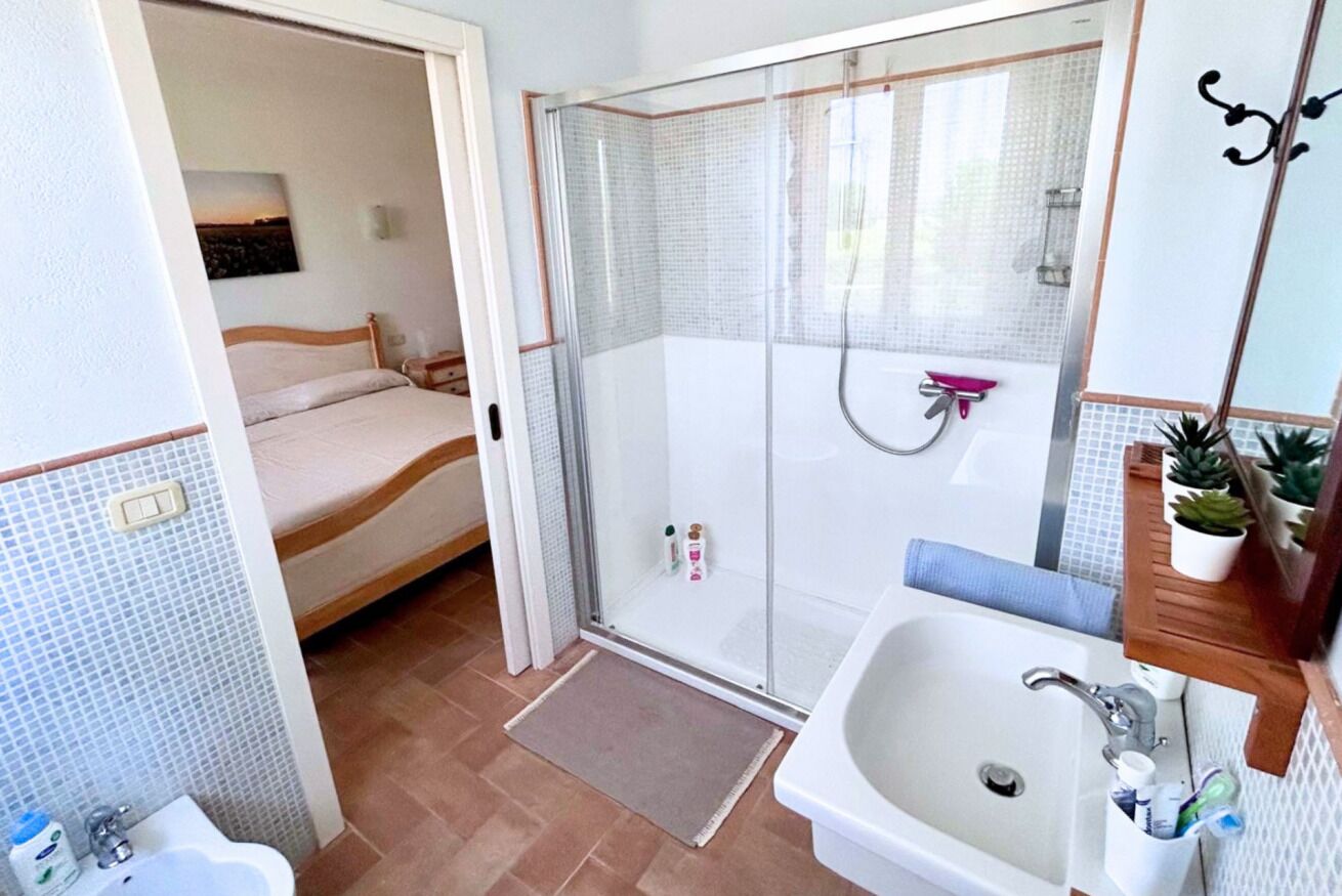 Doccia, bidet, asciugamani