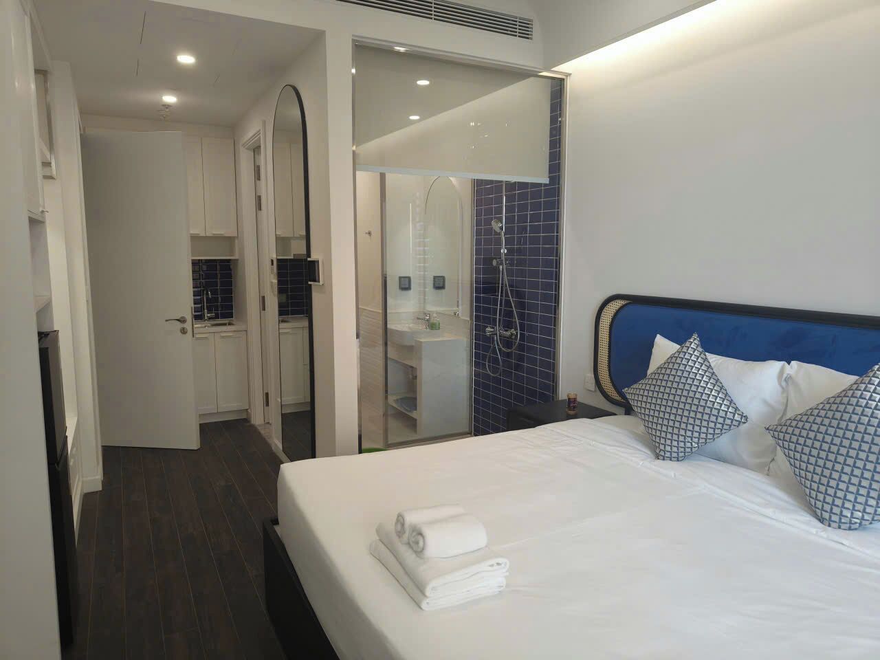 Premium bedding, down comforters, pillowtop beds, individually decorated