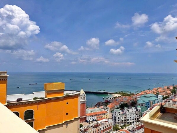 Ngoại thất
