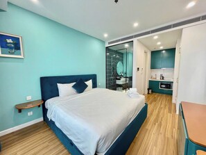 Family Studio, Balcony, Beach View | Laptop workspace, free WiFi - The Sky (Phu Quoc)