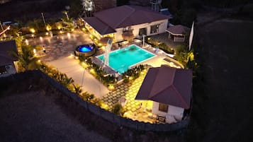 Luxury Villa, Balcony, Pool View