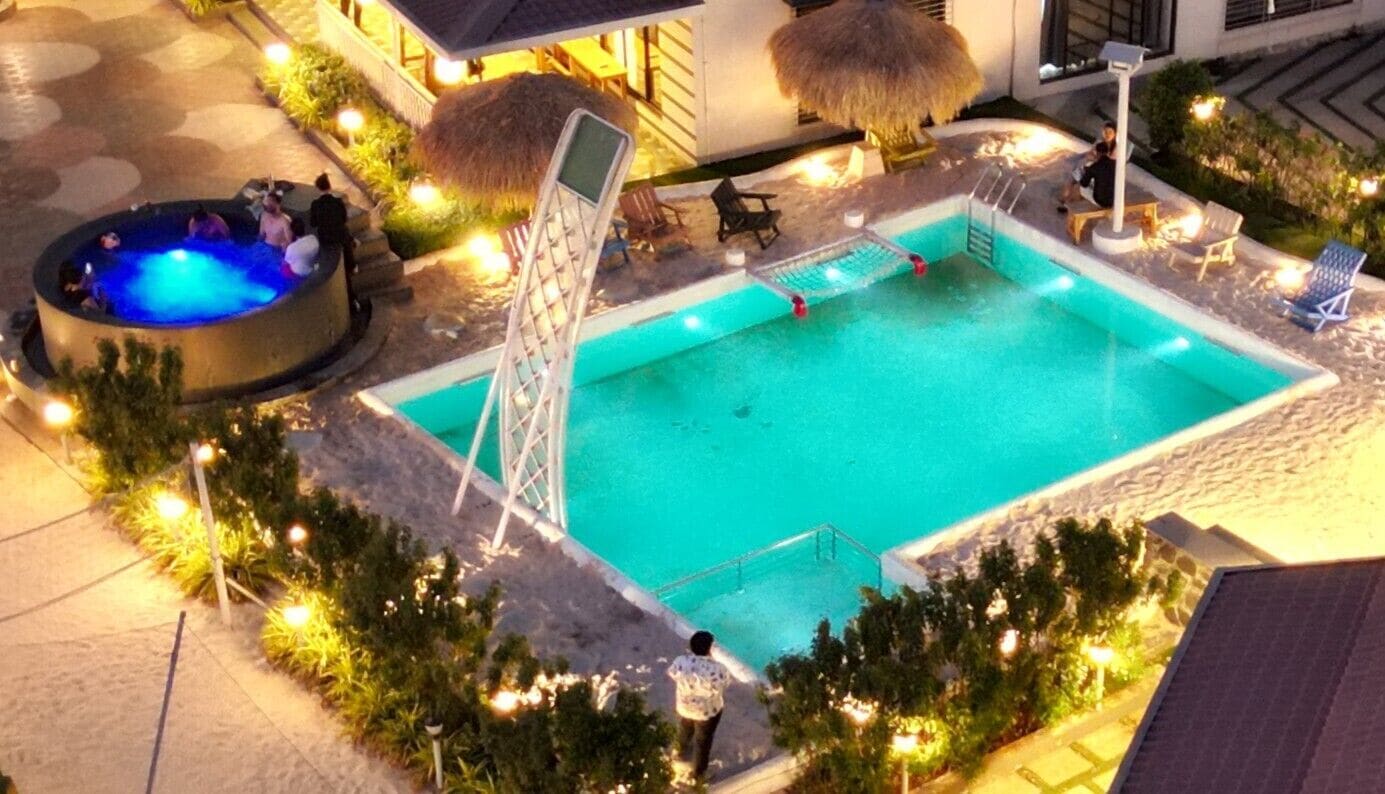 Luxury Villa, Balcony, Pool View