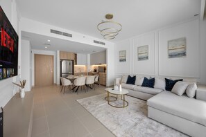 Living area - Burj Khalifa Views l Luxury Stay with Pool & Gym (Dubai)