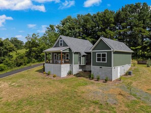 Exterior - Turtle Knob by Chatuge Home Concierge | Mountain Views | King Beds | Peaceful Hayesville Retreat (Hayesville)