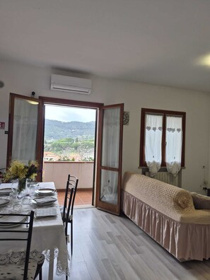 Interior - Three-room apartment Nicole with private garden Elba Island (Porto Azzurro)