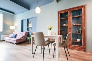 Dining - Charming Apartment in the Historic Center (Lucca)