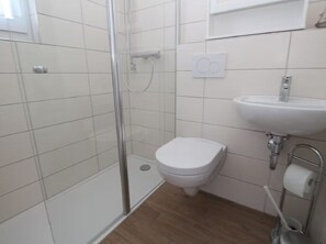 Bathroom - Vrbo Property (Cuxhaven)