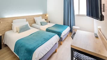 Twin Room | Free WiFi, wheelchair access