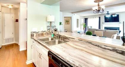 Stylish 2BR2BA 1.5 mi to Masters