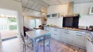 Fridge, microwave, oven, dishwasher - Kabana Beach (Brem-sur-Mer)