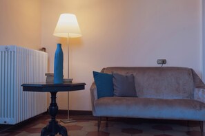 TV, stereo