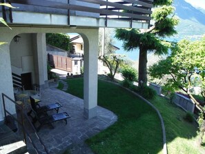 Outdoor dining - Villa Bianca One - One Bedroom Apartment, Sleeps 3 (Perledo)