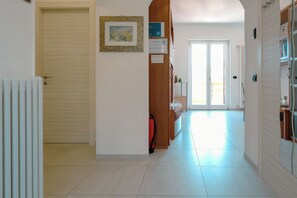 Interior - Villa Bianca Two - Two Bedroom Apartment, Sleeps 4 (Perledo)