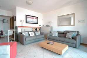 Living area - Il Ghiro - Panoramic View (Perledo)