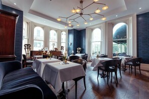 Dining - Chatsworth Hotel (Eastbourne)