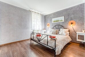 3 Schlafzimmer, Bügeleisen/Bügelbrett, WLAN, Bettwäsche