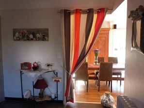 Dining - Vrbo Property (Bidos)