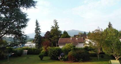 L'Ancolie des Pyrénées, your bed and breakfast with swimming pool, in Oloron Ste Marie