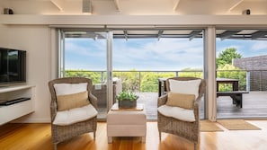 リビング エリア