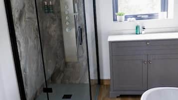 Luxury Suite, Mountain View | Bathroom