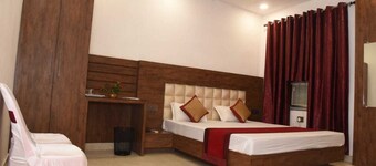 Hotel New M.I. Plaza