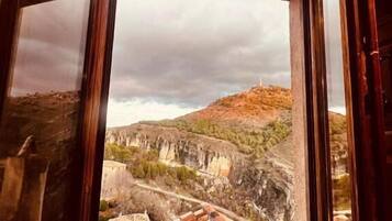 Appartement, balkon, uitzicht op bergen | Interieur
