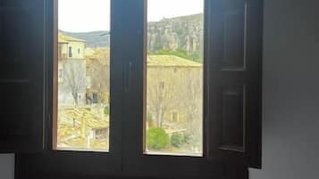 Apartment, Balcony, Mountain View | Interior