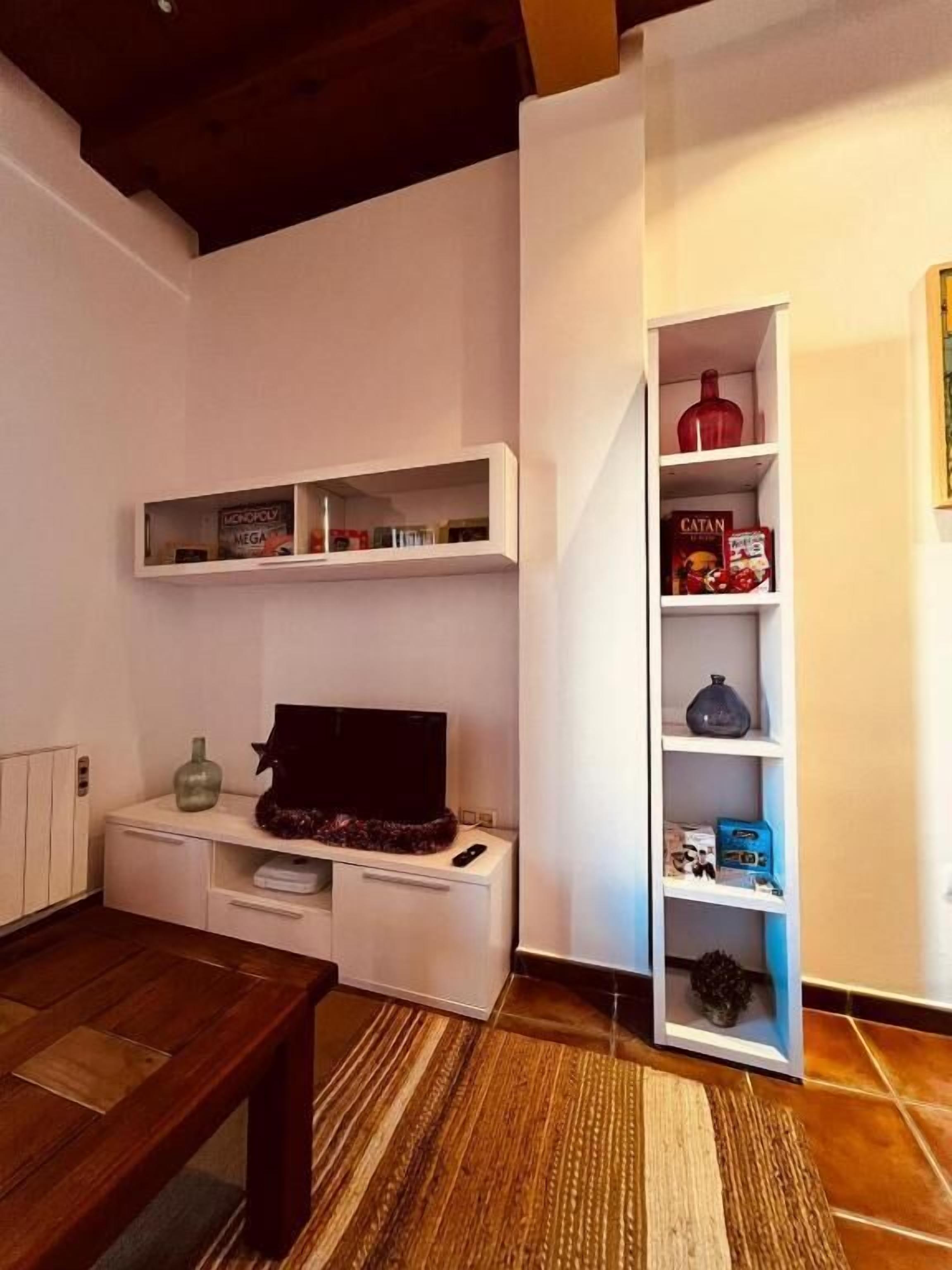 Appartement, uitzicht op bergen | Woonruimte