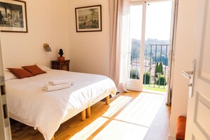 2 Schlafzimmer, Bügeleisen/Bügelbrett, WLAN, Bettwäsche