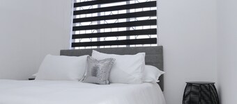Motswana Suite: Calm & Cozy 2-bedroom stylish apartment