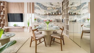 Apartment (B 3.05) | Essbereich im Zimmer