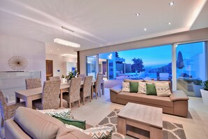TV - Extraordinary Villa With Private Pool & Steamsauna (Mellieha)